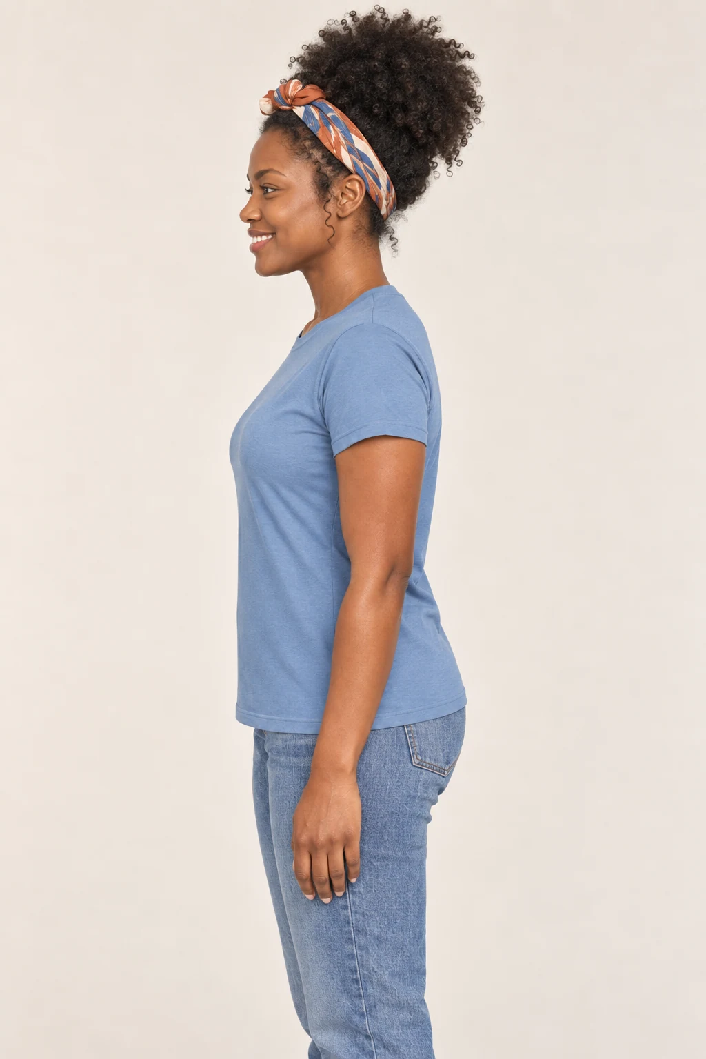 Gildan 64000 right side garment preview